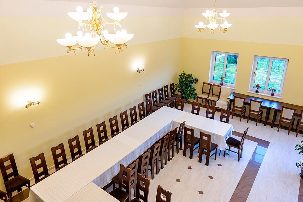 Appartement Pensjonat Nad Struga à Stryków Extérieur photo