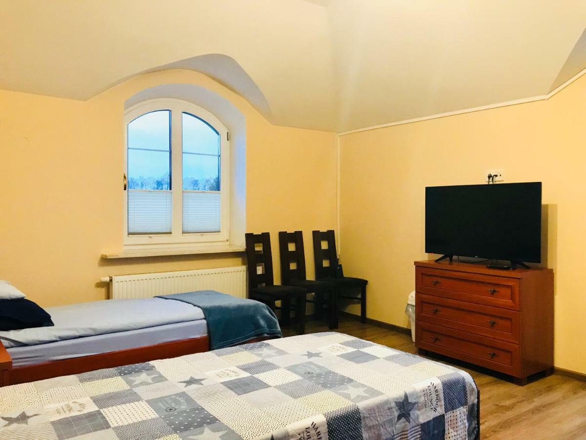 Appartement Pensjonat Nad Struga à Stryków Extérieur photo