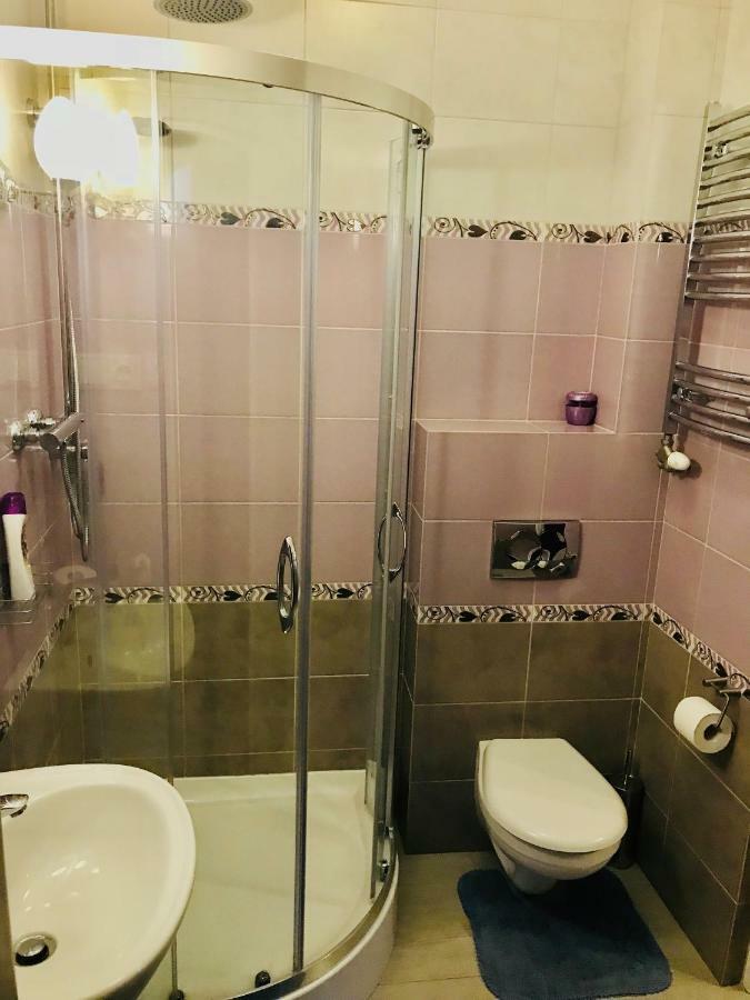 Appartement Pensjonat Nad Struga à Stryków Extérieur photo