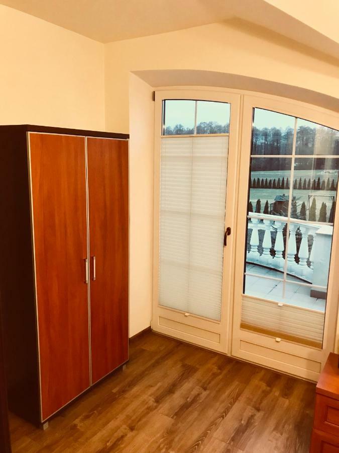 Appartement Pensjonat Nad Struga à Stryków Extérieur photo