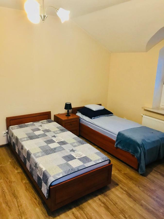 Appartement Pensjonat Nad Struga à Stryków Extérieur photo