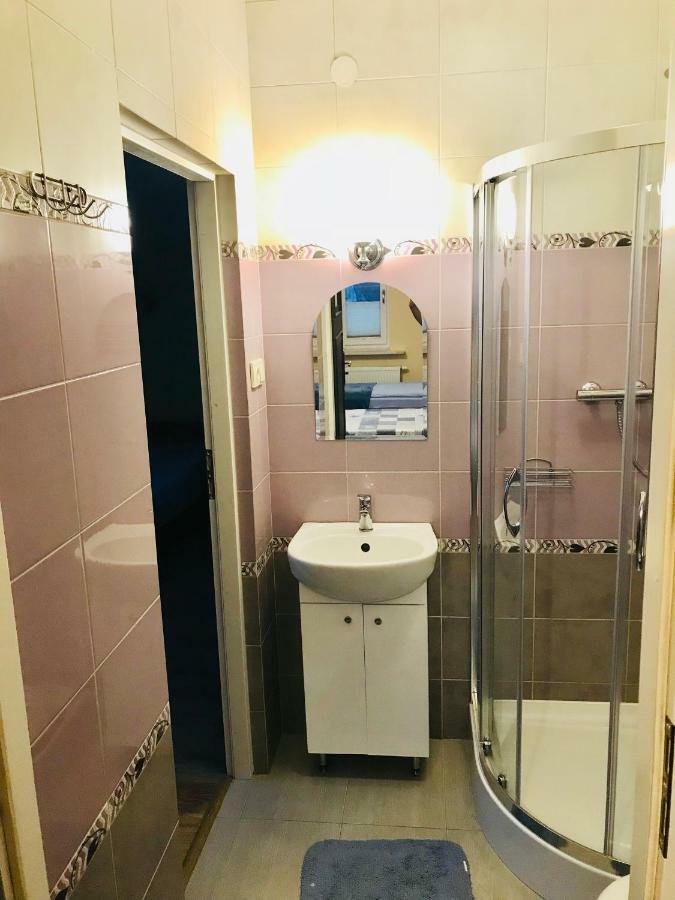 Appartement Pensjonat Nad Struga à Stryków Extérieur photo